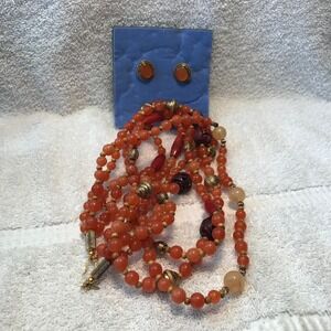 Vintage Avon 2002 Spice Colored Beaded Necklace and‎ Button Earrings Giftset